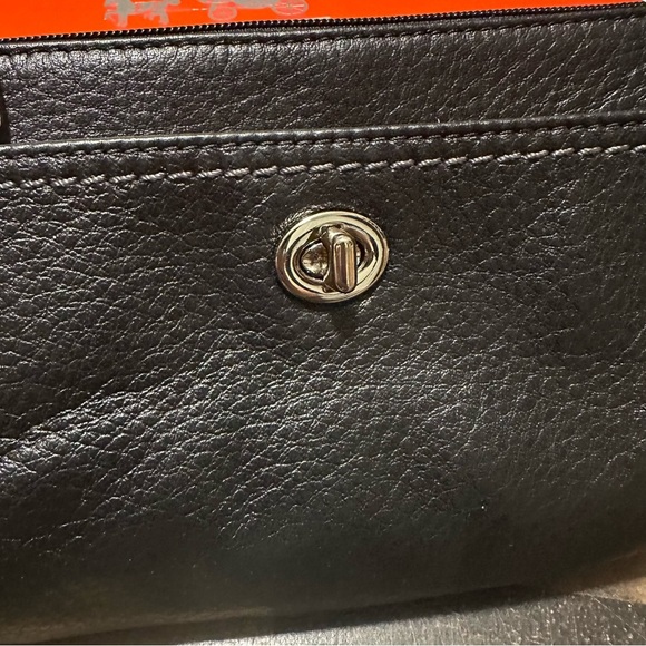 Coach Turnlock Leather Wristlet - Picture 2 of 7